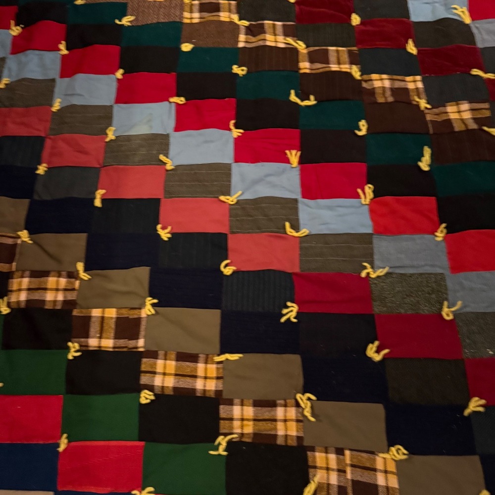 1.a.0.0.0.8.h Vtg Handmade Tied Patchwork Quilt 70x84 Mixed Fabric Folk Art
